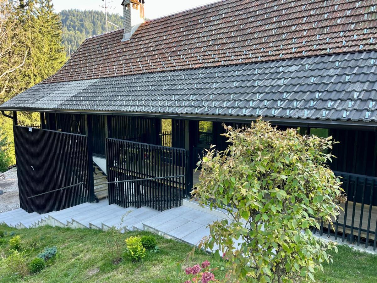 Apartments Pri Fencu Jesenice Εξωτερικό φωτογραφία