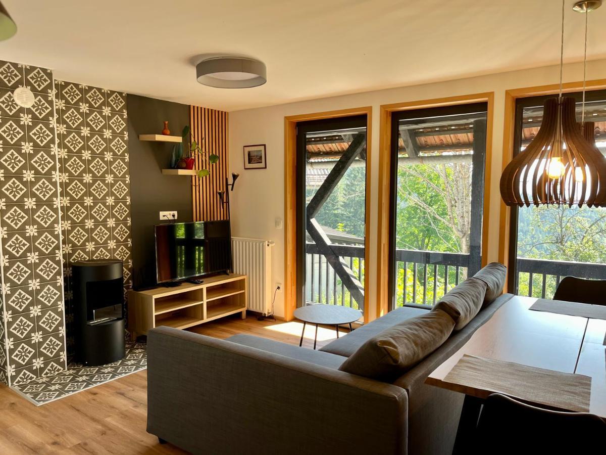 Apartments Pri Fencu Jesenice Εξωτερικό φωτογραφία