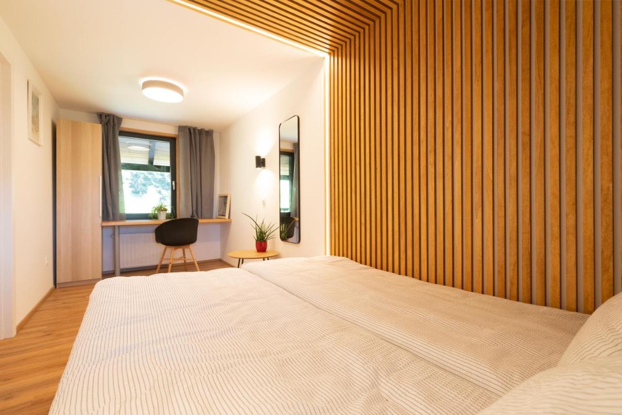 Apartments Pri Fencu Jesenice Εξωτερικό φωτογραφία