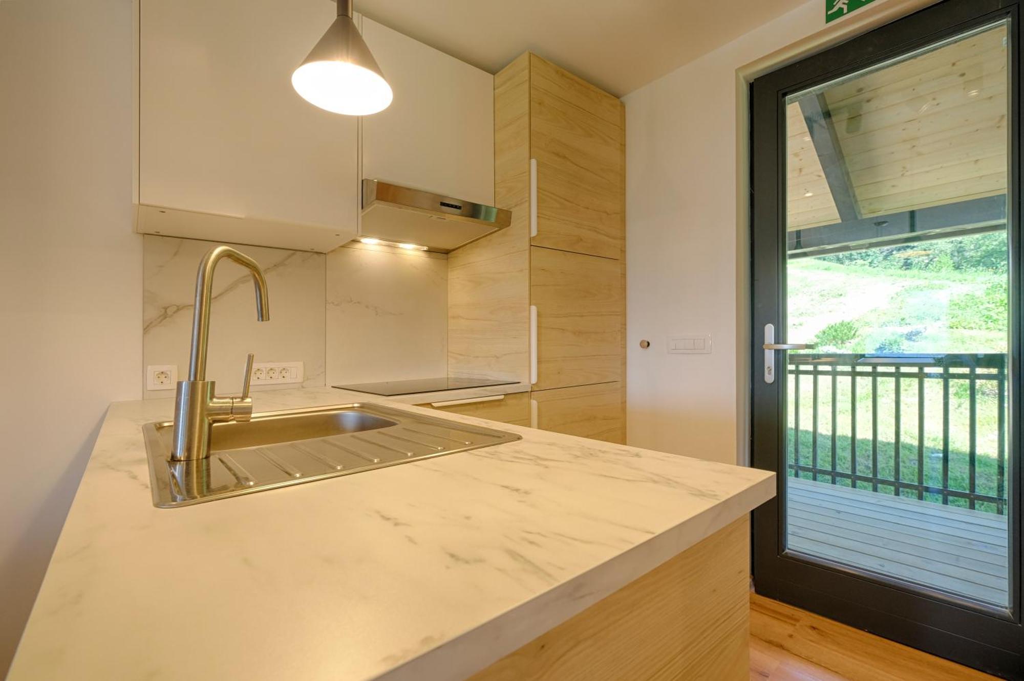 Apartments Pri Fencu Jesenice Εξωτερικό φωτογραφία