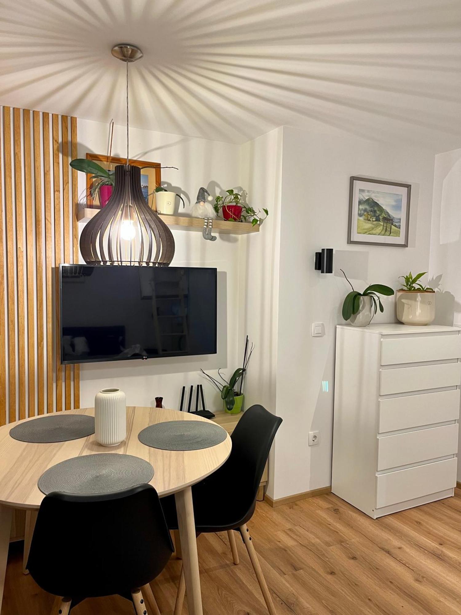 Apartments Pri Fencu Jesenice Εξωτερικό φωτογραφία
